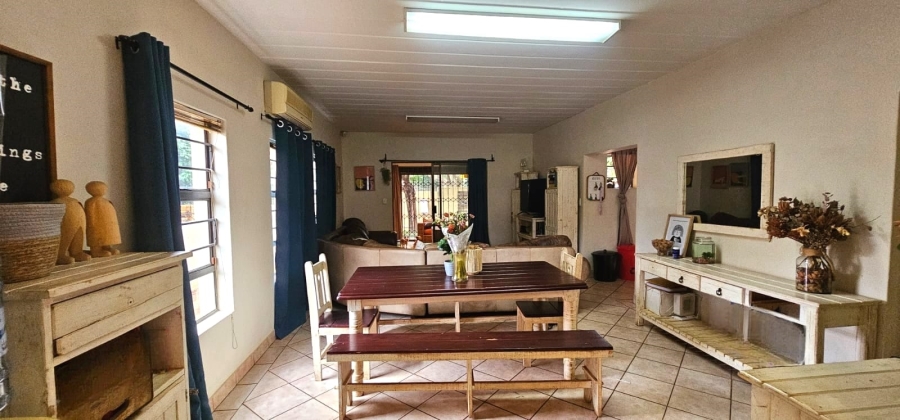 3 Bedroom Property for Sale in Safari Gardens North West